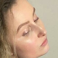 meganlewiss Nue