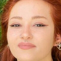 Melisa Güler Nue