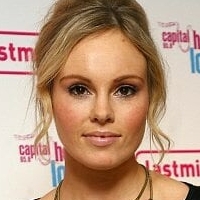 Michelle Dewberry Nue