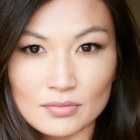 Michelle Krusiec Nue