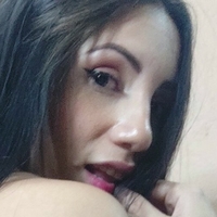 Mila Valentin Nue