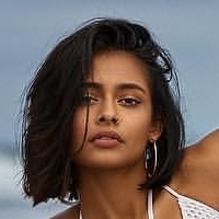 Mira Patel Nue