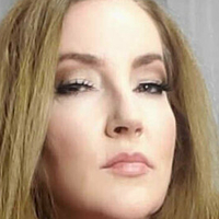 mistressayn Nue
