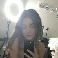 Monica Burns Nue
