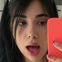 mya.cole Nue