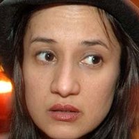 Myriam Abbas Nue
