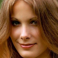 Nancy Cameron Nue