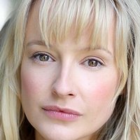Nathalie Buscombe Nue
