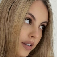 nicoleosak Nue