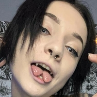 Nikki Webb Nue