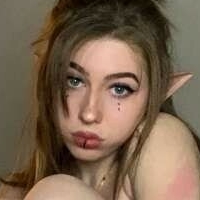 nikkilafae Nue