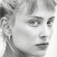 Nora Arnezeder Nue