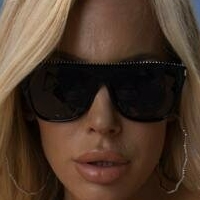 Olivia Austin Nue