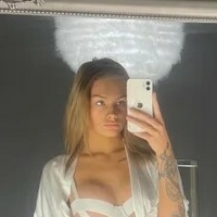 Olivia Tollesson Nue