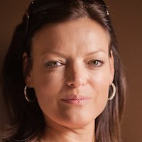 Pascale Bal Nue