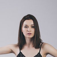 Paulina Szostak Nue