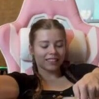 Queen_egirl Nue
