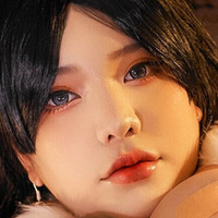 Queenie Nue