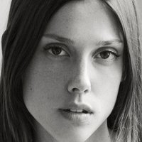 Raquel Nave Nue