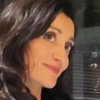 Rebecca Sarker Nue