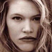 Renee Allman Nue