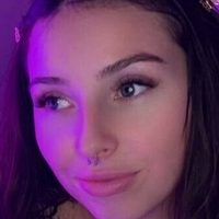 reneehubz Nue