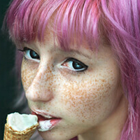 Rocken Rollia Nue
