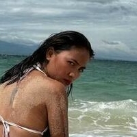 Rose Vega Nue