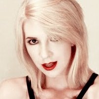 Roxy Vandivers Nue