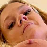 sadieandrews Nue