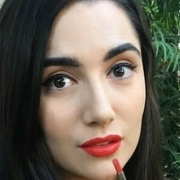 Safiya Nygaard Nue