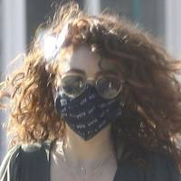 Sarah Hyland Nue