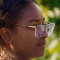 Sasha Obama Nue