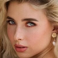 Savannah Vinson Nue