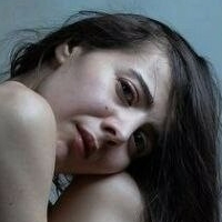 Selin Celikdelen Nue