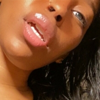 shacrisiaa Nue
