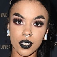 Shannon Nue