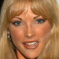 Shayla LaVeaux Nue