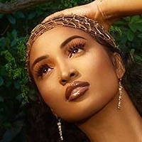 Shenseea Nue