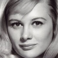 Shirley Knight Nue