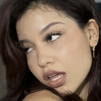 Silvia Lia Nue