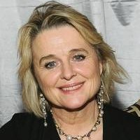 Sinéad Cusack Nue