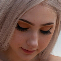 Skyla Vox Nue