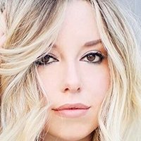 Skyler Shaye Nue