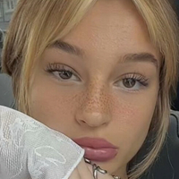 Sophia Rinzema Nue
