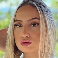 Stephanie Raupp Nue