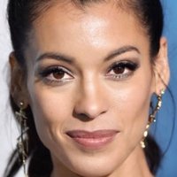 Stephanie Sigman Nue