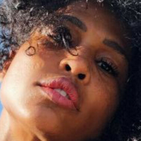Suni Sweeney Nue