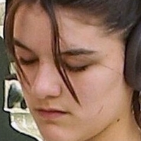 Suri Cruise Nue