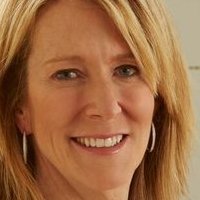 Susan Petrie Nue